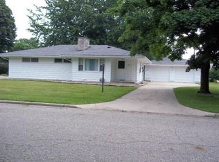 304 Haral St, Sturgis, MI 49091