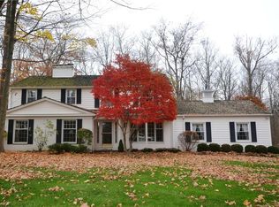 31875 Creekside Dr, Pepper Pike, OH 44124