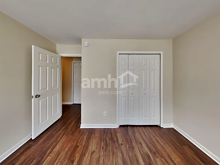 2923 Villa Lake Dr — Photo 22