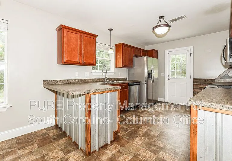 322 Shetland Ln — Photo 6