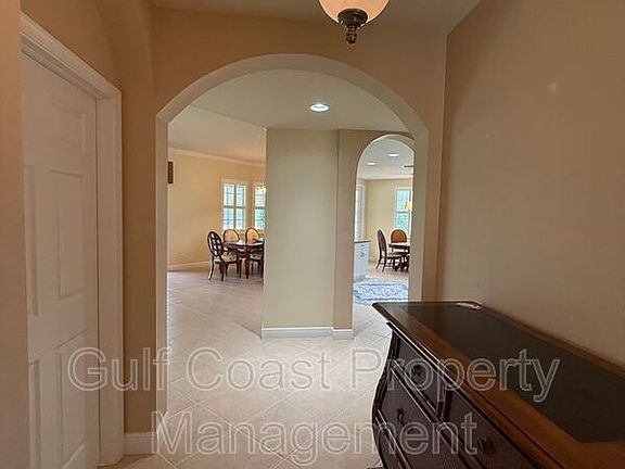 4th image of 13860 Avon Park Cir APT 104
