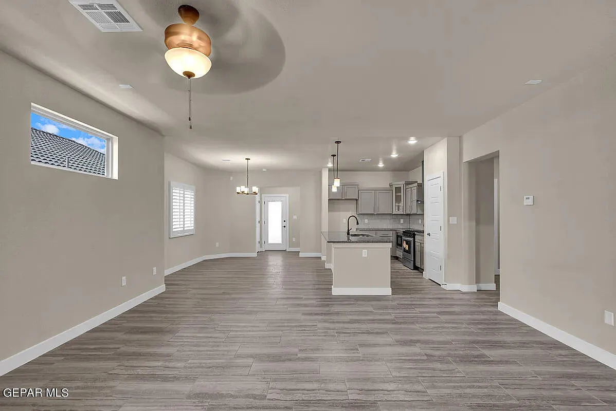 740 Paseo Dulce Avenue - 1 — Photo 3