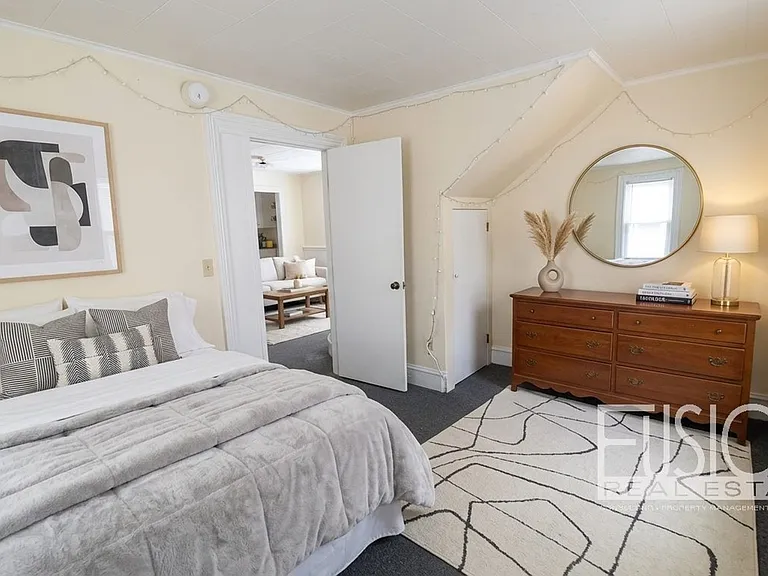 46 Lafountain St — Photo 21