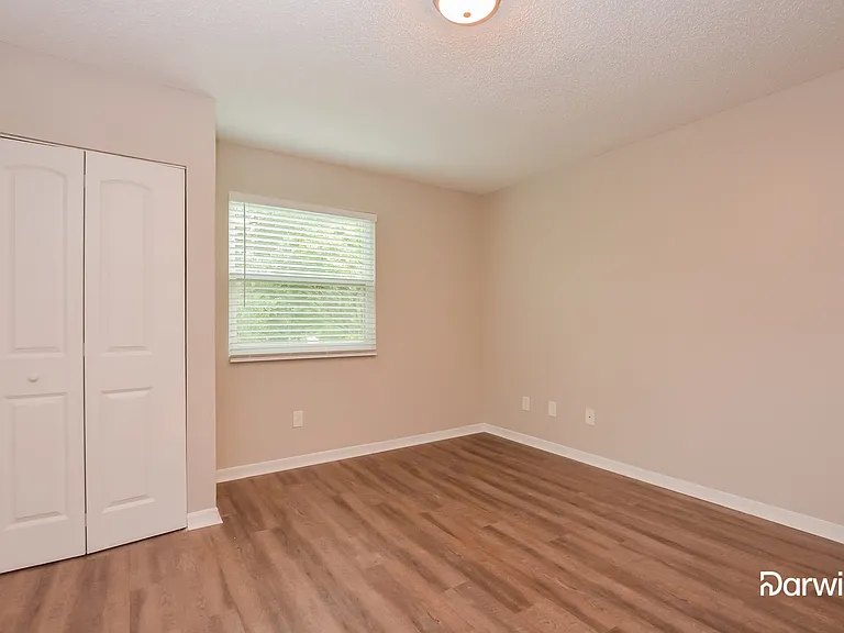 1034 Manigan Ave — Photo 13