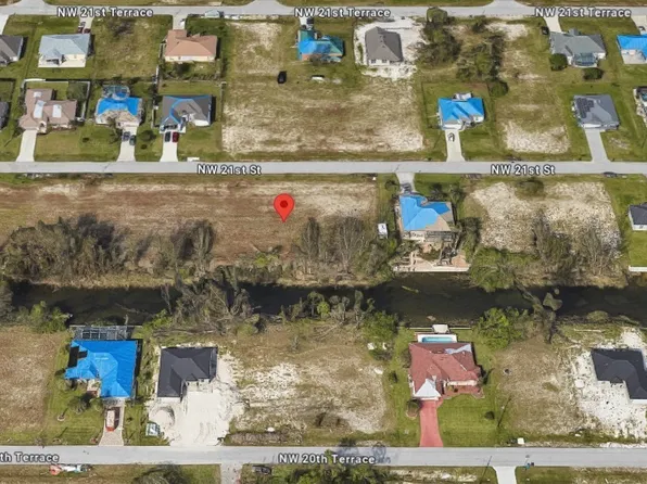1812 NW 21st St, Cape Coral, FL 33993