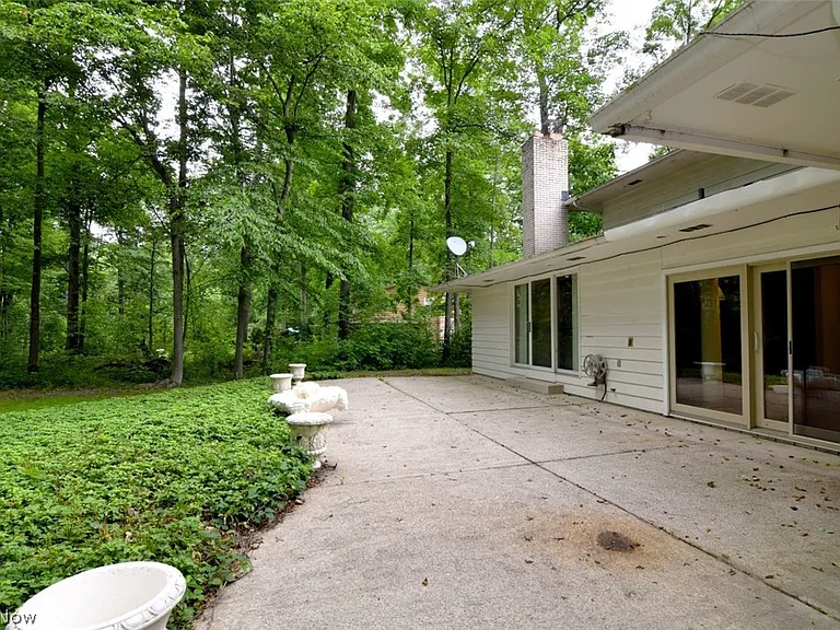 32049 Gates Mills Blvd — Photo 35