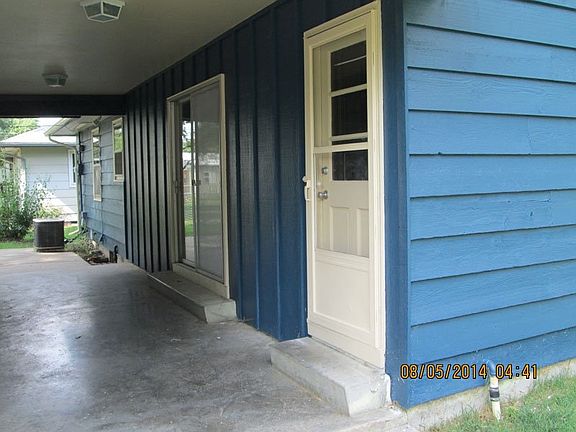3rd image of 901 Sunrise Dr