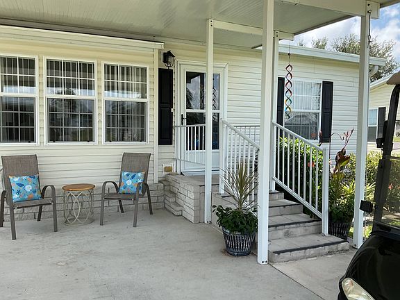 2nd image of 5459 Laurel Oak Dr #278