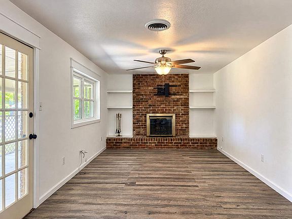 3rd image of 4603 SE Ellsworth Cir