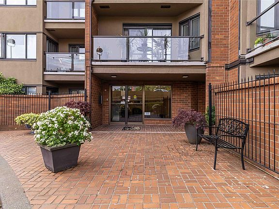 2nd image of 103 Gorge Rd E #509