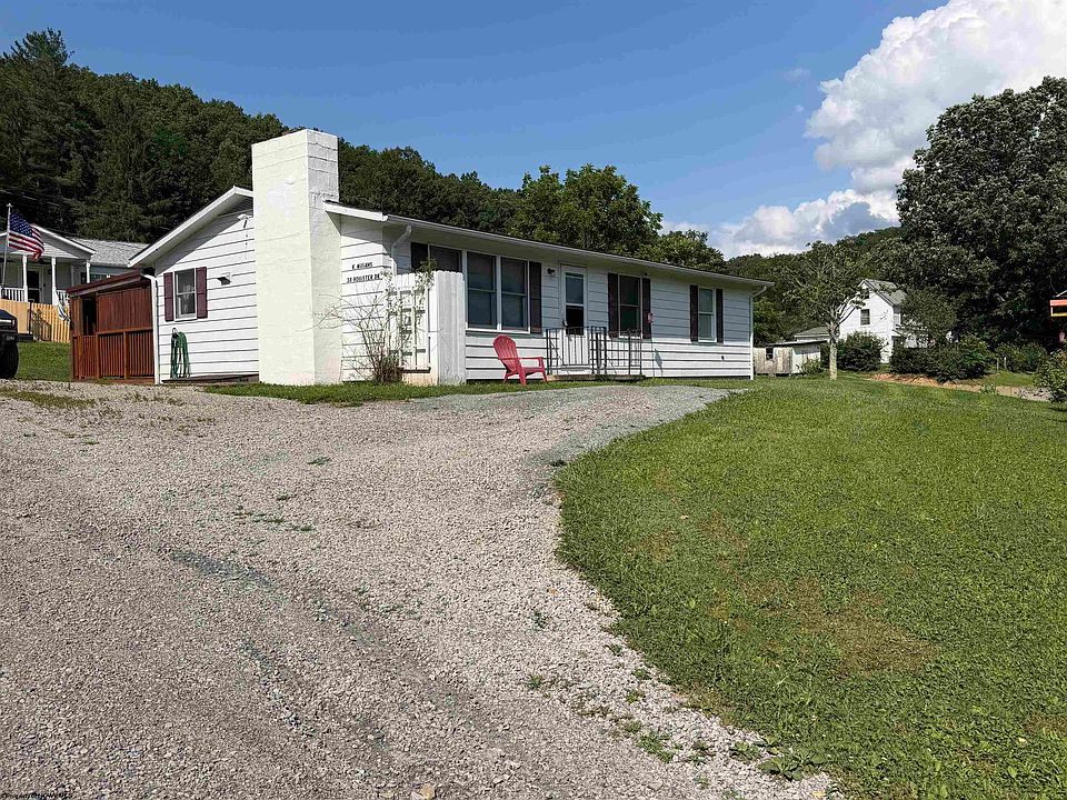 1st image of 38 Hollister Dr