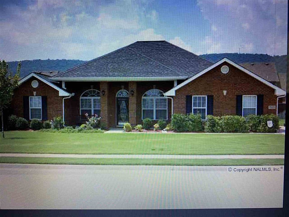 1st image of 7020 Lynnfield Dr SE