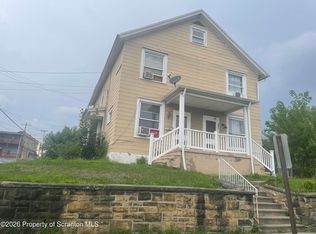 330-332 S 10th Ave, Scranton, PA 18504