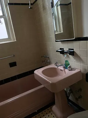 Rented by Voro, LLC | media 3