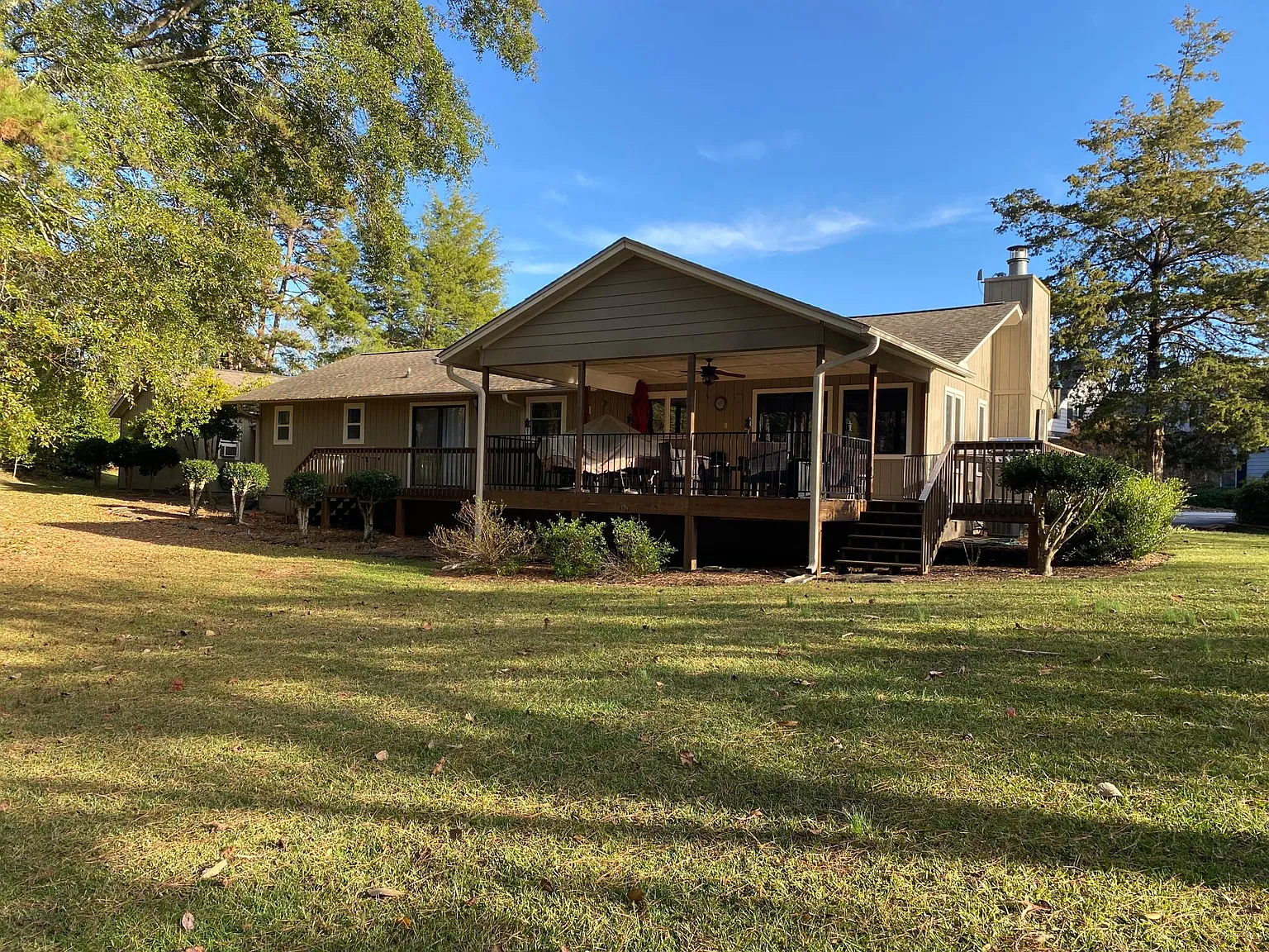 3 bed, 1612 sqft, $3,200 — Photo 3