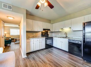 745 Wooddale Ter #705-14, Greenwood, IN 46142
