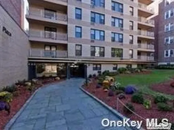 65-50 Wetherole Street #2D, Rego Park, NY 11374
