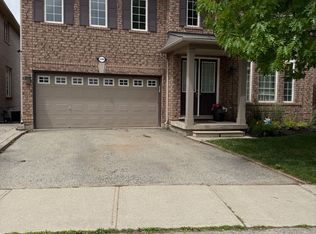 2499 Scotch Pine Dr, Oakville, ON L6M 4C4