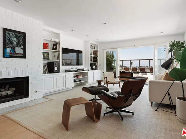 2431 3rd St APT 7, Santa Monica, CA 90405