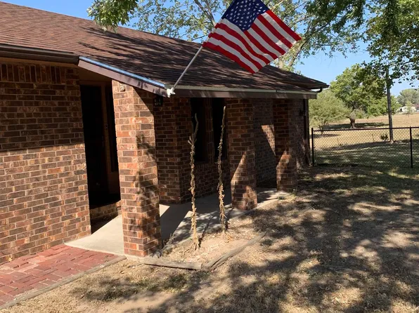 1731 23rd St, Arkansas City, KS 67005