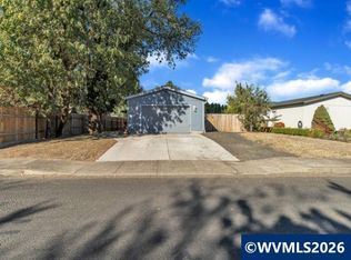 1997 SE Virginia Dr, Dallas, OR 97338