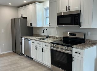 33 South Ave #B, Derry, NH 03038