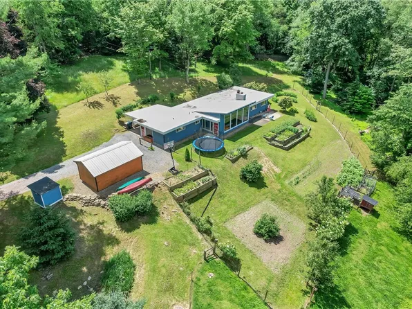 3315 Jackson Rd, Gibsonia, PA 15044