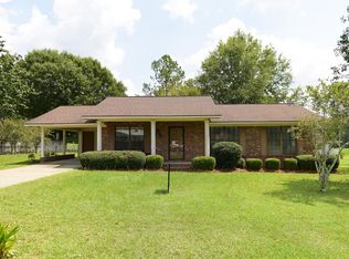 117 Continental St, Glennville, GA 30427
