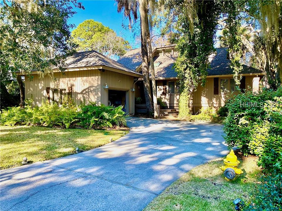 1st image of 31 Acorn Ln