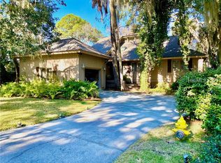 31 Acorn Ln, Hilton Head Island, SC 29928