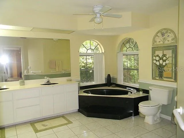 212 Boa Vista St — Photo 16