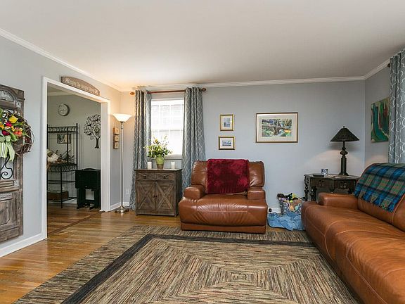 3rd image of 3105 Laurel Forest Dr