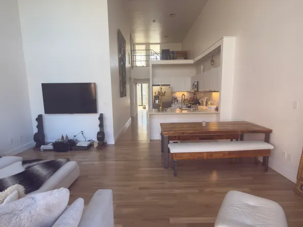 364 Myrtle Avenue image 1 of 23