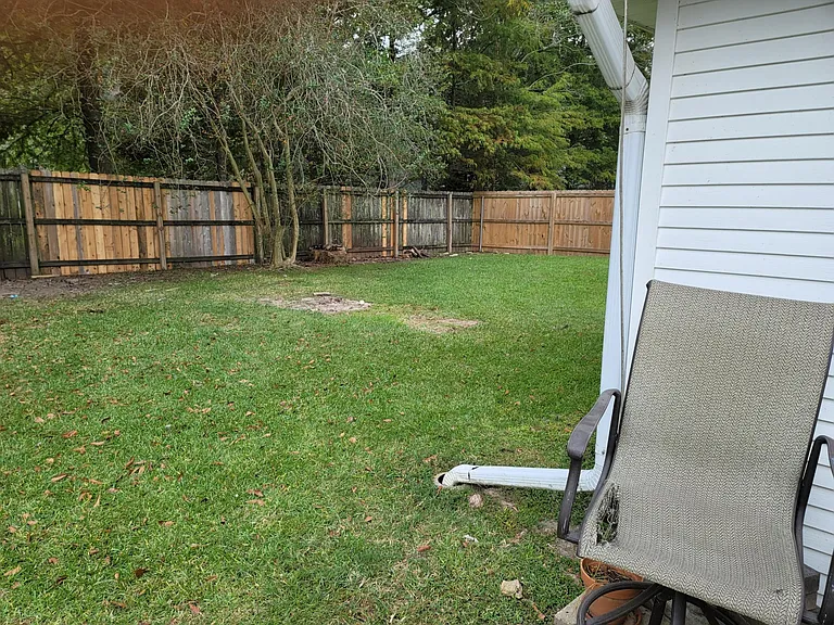 18607 Red Oak Dr — Photo 21