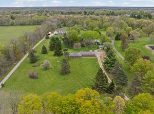 700 Townsend Rd, Lakeville, MI 48367