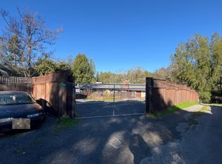 8060 Park Ave, Forestville, CA 95436