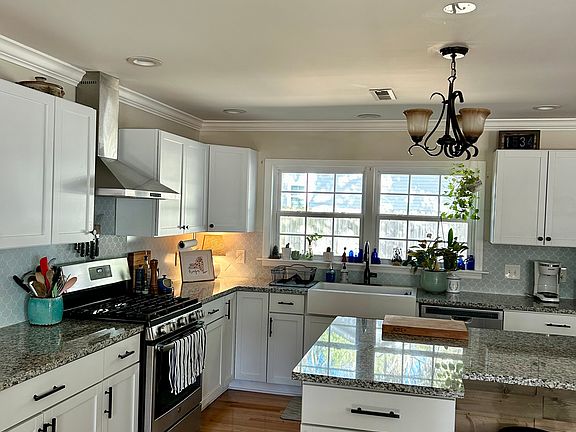 Updated Kitchen with all appliances
