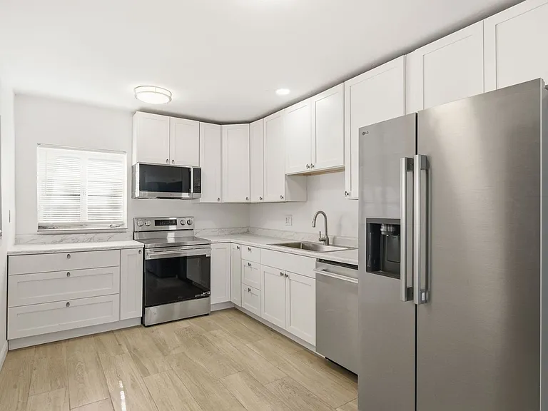 4325 S Coolidge Ave — Photo 9