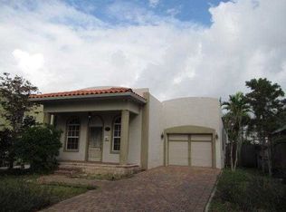 937 39th Ct, West Palm Beach, FL 33407
