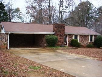 1st image of 3389 Kingston Dr SE