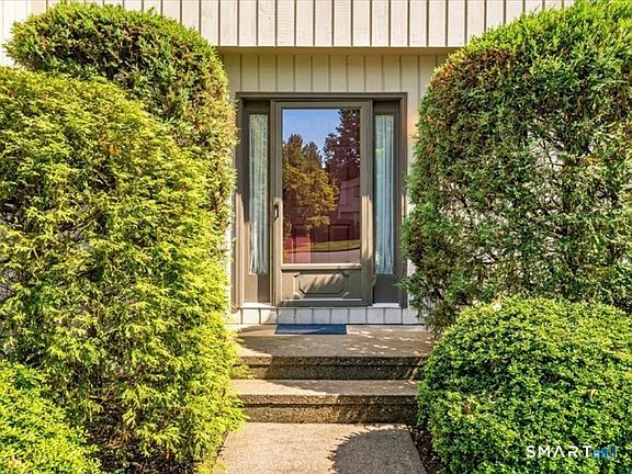 3rd image of 44 Overlook Avenue