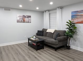 4129 Acheson Ave #3, Niagara Falls, ON L2E 3L8