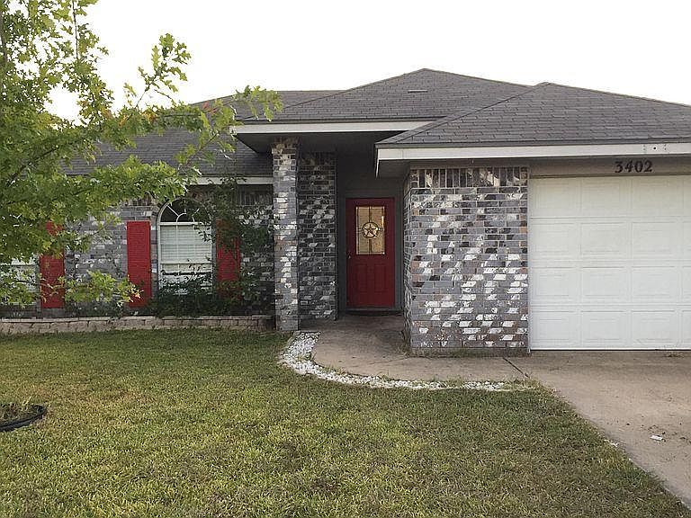 1st image of 33402 Warfield Dr