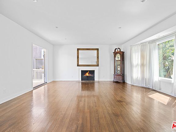 4th image of 2411 Saint George St