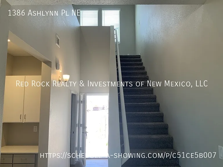 1386 Ashlynn Pl NE — Photo 5