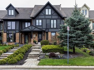 9 Harbour Dr, Hamilton, ON