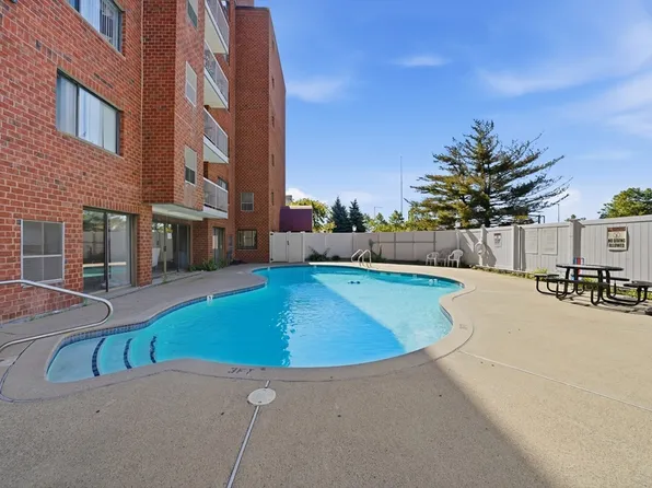 30 Revere Beach Pkwy APT 114, Medford, MA 02155