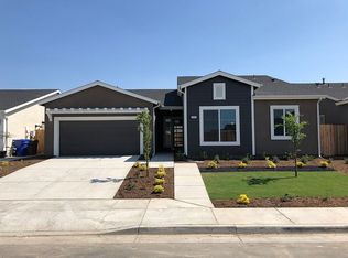 5909 Hawthorn Tree Ln, Bakersfield, CA 93313