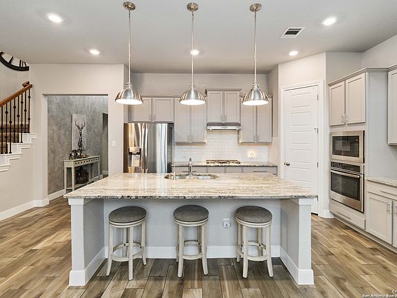 2nd image of 110 TILTWOOD CT