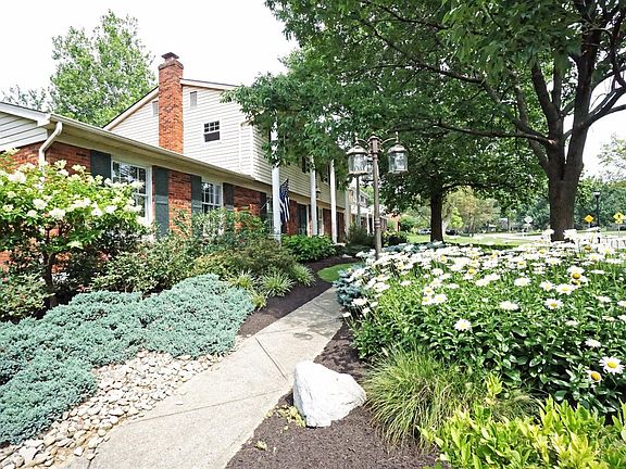 2nd image of 4991 Twinbrook Ct